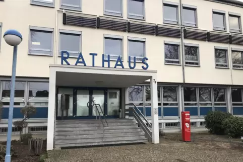 Die Arbeit der vielen ehrenamtlichen Ortsbürgermeisterinnen und Ortsbürgermeister verdient großen Respekt.