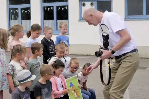 Das große Problem bei Fotografen: Eric Sayer steht in der Regel hinter der Kamera. Diese seltene Aufnahme des Jubilars ist im So