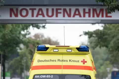 „Helfen darf niemals gefährlich sein“, schreibt der DRK-Kreisverbands Kusel in sozialen Medien. 
