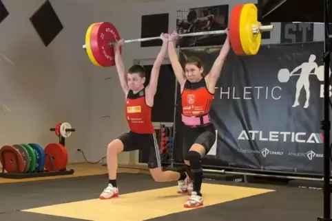 Amelie Breuer und Mattis Kihm beim zweiten Tandemversuch über 95 Kilogramm.