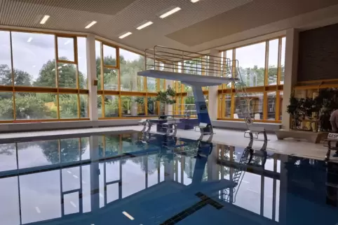 Das Kreisbad Schifferstadt: Hier wird in Zukunft geschwommen – und musiziert, wenn die Kreismusikschule ihre Räume bezieht. 
