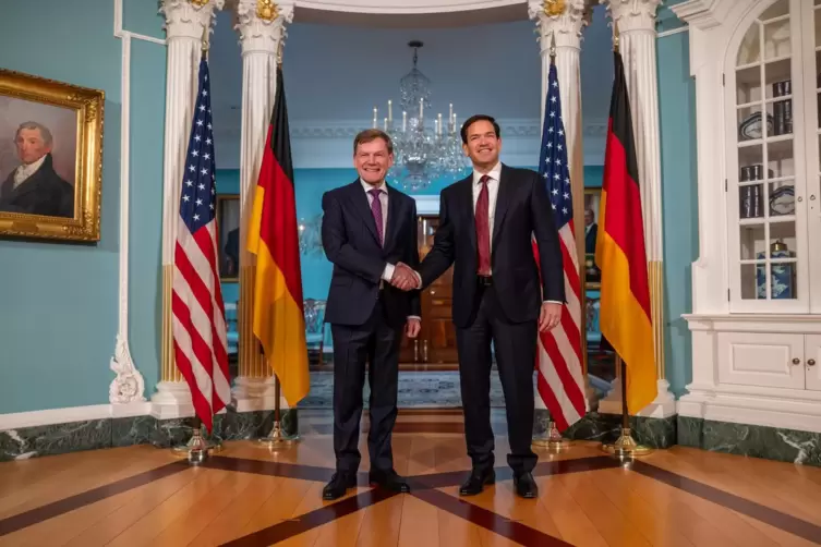 US-Au&szlig;enminister Rubio (hier mit seinem deutschen Kollegen Johann Wadephul (links) bei dessen Antrittsbesuch in den USA) gilt al