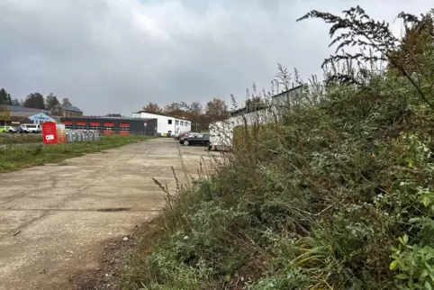Der neue Wertstoffhof des Umwelt- und Servicebetriebs (UBZ) soll an der Ecke Kasernen-/Vogelgesangstraße entstehen, wenige Schri