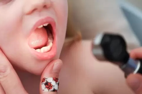 Die Westpfalz hat keinen kinderärztlichen Notdienst, und das sei das Problem, sagt ein Homburger Kinderarzt. 