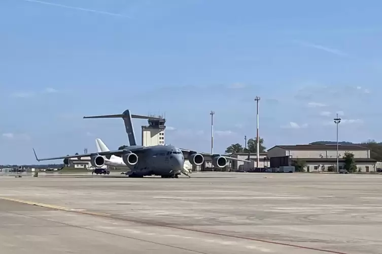 Unverzichtbar f&uuml;r die USA: die Air Base in Ramstein, hier ein Blick aufs Vorfeld.