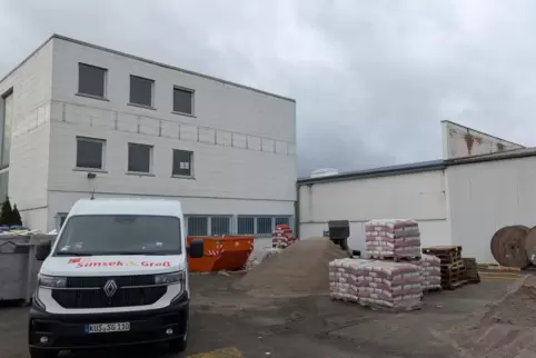 Das Kaiserslauterer Gewerbegebiet West: Dort hat Aramark eine leerstehende Gewerbefläche, zuletzt ein Baustoffhandel, angemietet