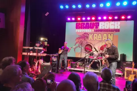 In den Odenwald, nach Japan und Indien führt die Band Guru Guru beim ersten Krautrockfestival im Kulturzentrum Das Haus. 