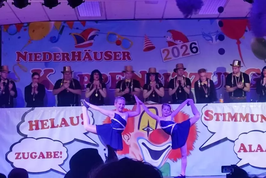 Young Magic: Eigentlich sollten fünf Mädels die neu sind auftreten. Krankheitsbedingt konnten nur zu zwei teilnehmen.