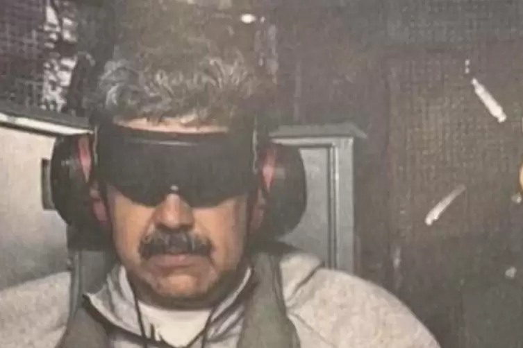 Festnahme im Trainingsanzug: Nicol&aacute;s Maduro wurde erst auf einen US-Flugzeugtr&auml;ger und dann nach New York gebracht.