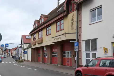 Das bestehende Feuerwehrhaus in der Ludwigstraße.