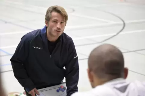 TFC-Trainer Sebastian Minges. 