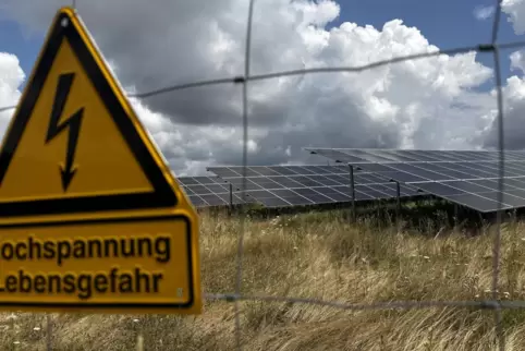 Bei Walshausen ist bereits ein Solarpark errichtet. Der liegt im 200-Meter-Bereich nahe der Autobahn und ist somit priviligiert.