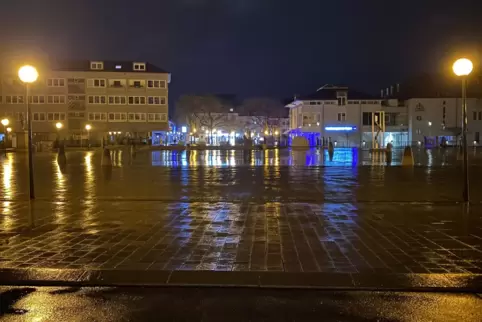Licht am Ende des Tunnels will die Stadt bis Ende nächster Woche bei ihren unbezahlten Rechnungen sehen. Licht am Ende des Tunnels will die Stadt bis Ende nächster Woche bei ihren unbezahlten Rechnungen sehen.