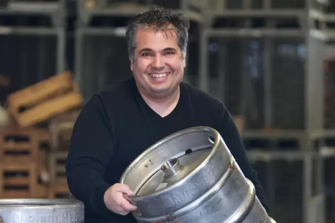 Nachhaltig soll es sein: Winzer Michael Damm sieht großes Potenzial im Einsatz von KEG-Fässern.