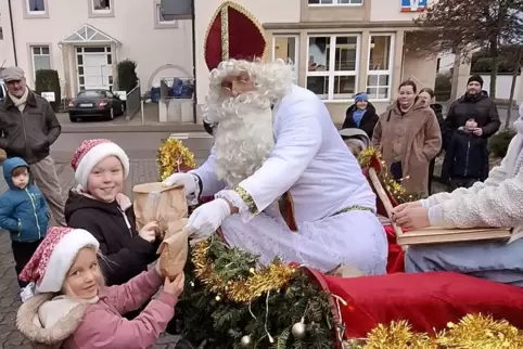 Auch 2025 war in Wachenheim wieder der Nikolaus unterwegs. 