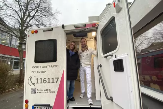 Das Team der mobilen Arztpraxis ist jetzt auch zweimal wöchentlich in Rockenhausen unterwegs: Medizinische Fachangestellte Bianc