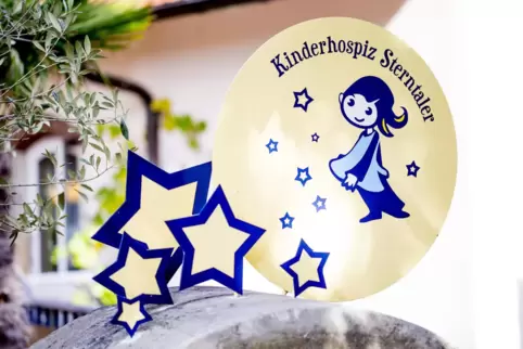 Die Spenden des Glühweintreffs in Fußgönnheim gehen an das Kinderhospiz Sterntaler. 