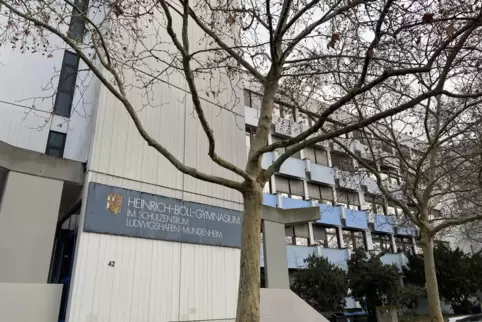 Das Heinrich-Böll-Gymnasium ist Teil des Mundenheimer Schulzentrums. 