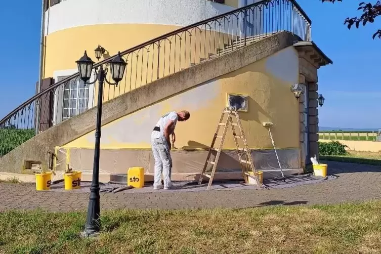 Die Fassade des Schlosspavillons, ein besonders beliebtes Fotomotiv, wurde im vergangenen Jahr saniert. 