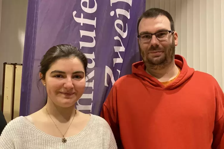  Alexander Juhasz und Sarah Lang organisieren ab 2026 die Zweibr&uuml;cker Flohm&auml;rkte. 