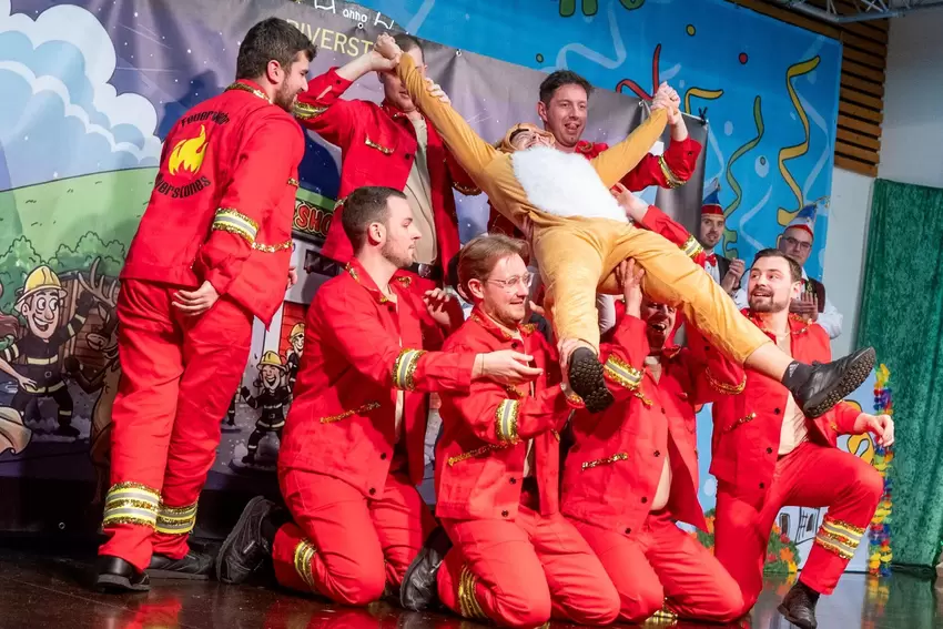 Das Männerballett »Riverstones« sind schon seit Jahren fester Bestandteil der Draser Fastnacht.
