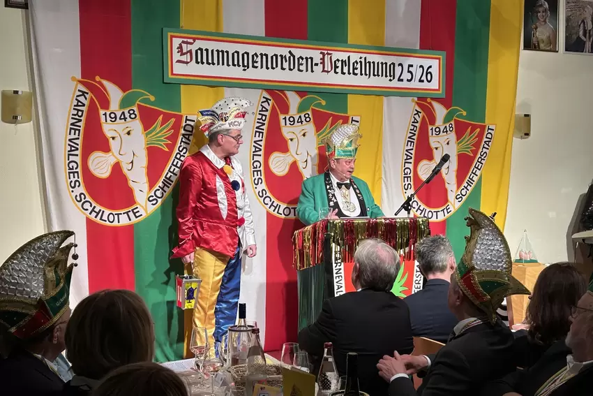 Der Mainzer »Bajazz mit der Laterne« sorgte bei seiner Büttenrede für gute Stimmung.