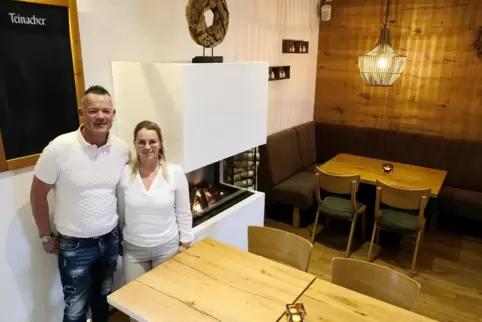 Sascha und Vanessa Muth eröffnen im Sommer die Kugelfanghütte wieder. 