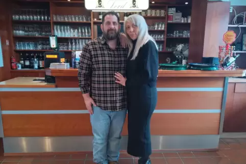 Wollen ihre Gäste mit Liebe und Leidenschaft bewirten: Ioannis und Maria Lytrosyngounis. 