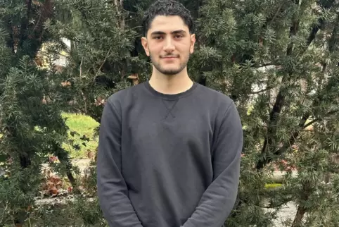 Hussam Al Sholi studiert mit Vollstipendium Medizin im ungarischen Pécs.