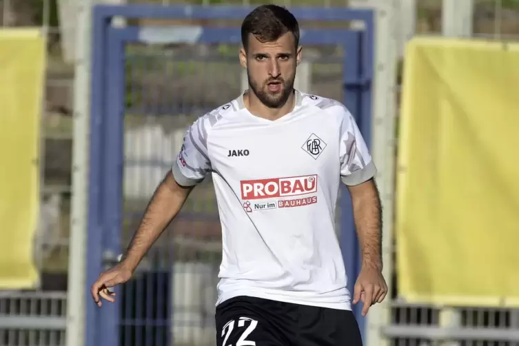 Arminia-Kapit&auml;n Ricardo Antonaci 