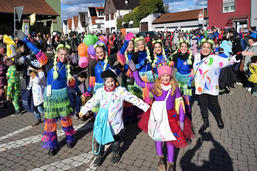 Farbenfroh: die Funky Diamonds von der TG Waldsee.