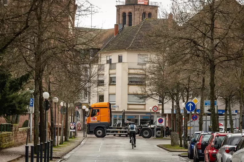 Straßensperre zum Umzug.