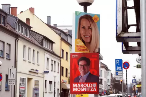 Amtsinhaber MaroldWosnitza und Herausforderin Christina Rauch liegen derzeit im Rennen um das OB-Amt vorne. 