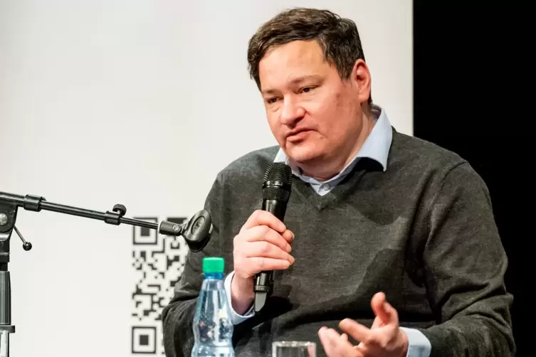 Thomas Melle bei seiner Lesung in Speyer. 