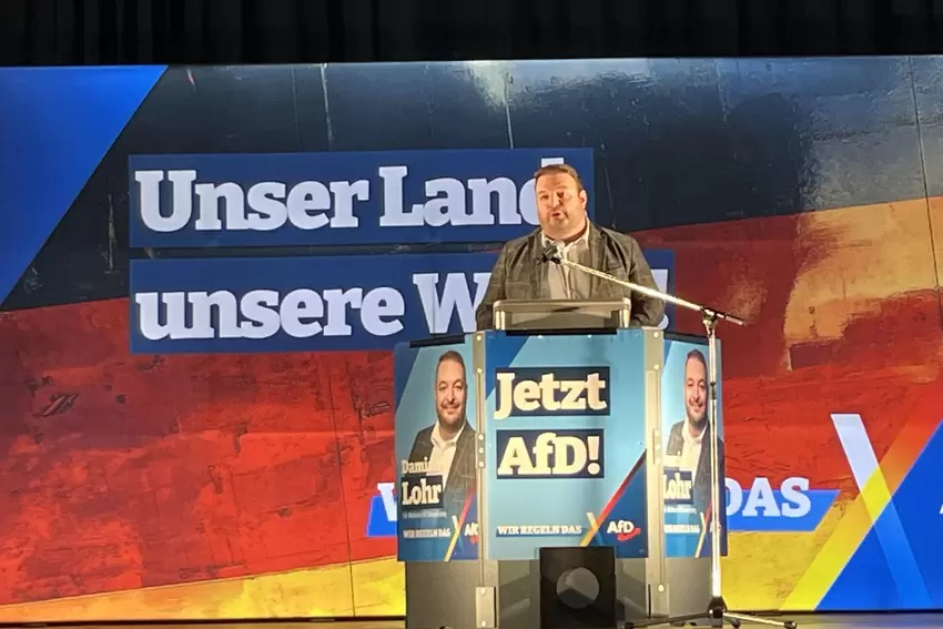 Damian Lohr, Direktkandidat der AfD im Donnersbergkreis, schimpfte auf die Arbeit der Medien.