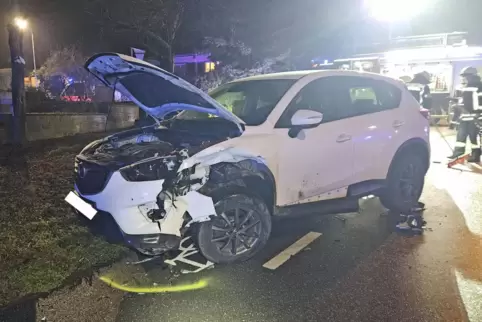 Der Mazda musste abgeschleppt werden.
