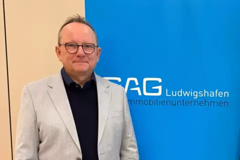Oberbürgermeister Klaus Blettner (58, CDU) hat Mitte Januar den Chefposten im Aufsichtsrat der Wohnungsbaugesellschaft GAG übern