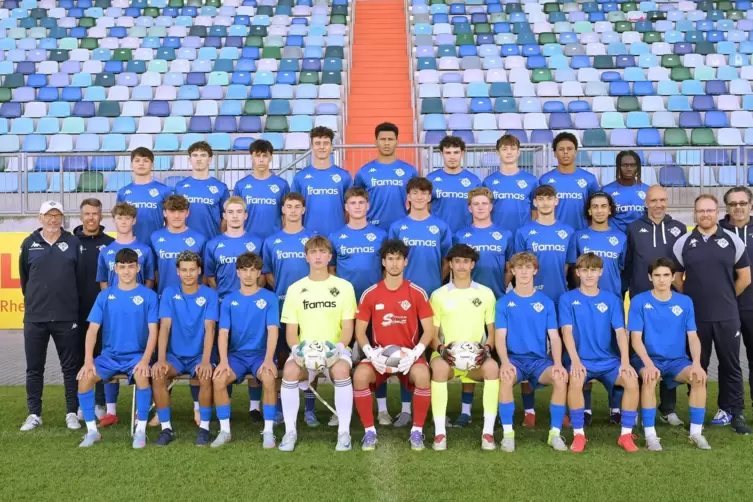 Die U19-Fu&szlig;baller des FK Pirmasens. 