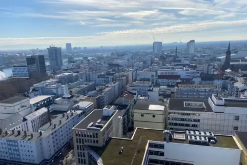 Die BASF will 4400 Wohnungen in Ludwigshafen und Umgebung verkaufen.