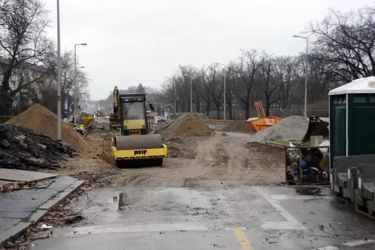 Gro&szlig;baustelle 2015 in der Hochuferstra&szlig;e in Neckarstadt-Ost: Das Stadtbahn-Projekt war ein Kraftakt.