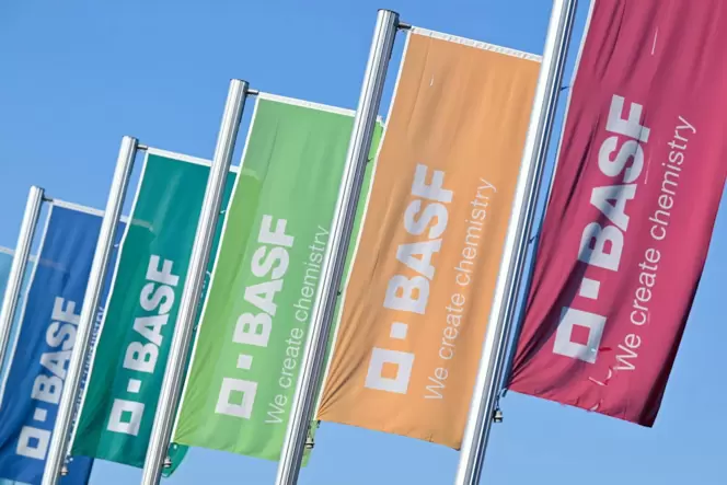 Die BASF schüttet mehr an ihre Mitarbeiter aus als im Vorjahr. Die BASF schüttet mehr an ihre Mitarbeiter aus als im Vorjahr.