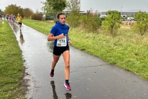 Giuliana Haas im Oktober beim Straßenlauf in Föhren. 