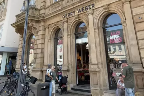 2025: In der damaligen Gerry-Weber-Filiale startete der Ausverkauf. 2025: In der damaligen Gerry-Weber-Filiale startete der Ausverkauf.