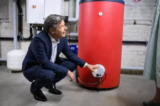 Robert Habecks Heizungsgesetz löste einst bei vielen Bürgern Panik aus. Robert Habecks Heizungsgesetz löste einst bei vielen Bürgern Panik aus.