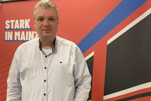 Lars Kreer leitet die Geschäftsstelle der Eisenbahn- und Verkehrsgewerkschaft in Mainz. 