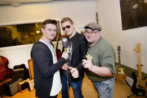 Chris Kramer (rechts) mit Kollegen in den legendären Sun Studios in Memphis auf den Spuren von Elvis.