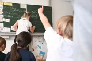Am 22. März wird in Rheinland-Pfalz gewählt. Das Thema Bildung spielt in den Wahlprogrammen eine große Rolle. Am 22. März wird in Rheinland-Pfalz gewählt. Das Thema Bildung spielt in den Wahlprogrammen eine große Rolle.