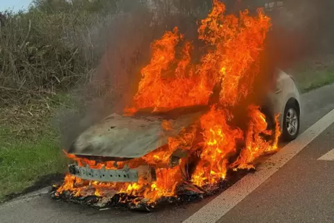 Der brennende Wagen. 