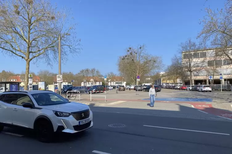 Die Zufahrt beim MSG f&auml;llt weg. 