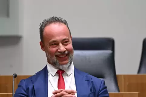 AfD-Parteichef und Spitzenkandidat Jan Bollinger . 